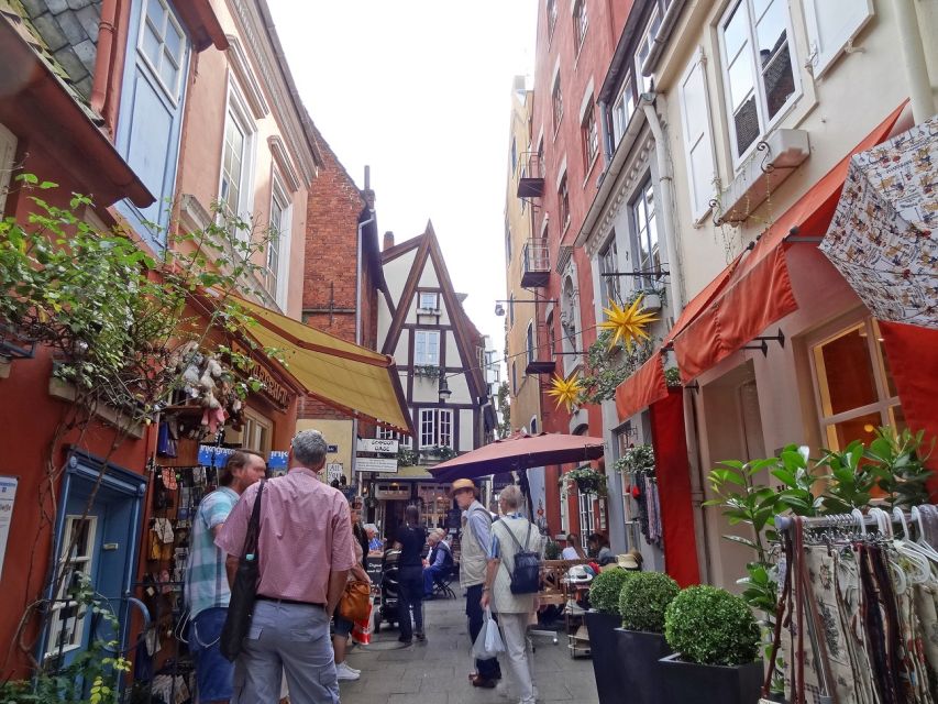 Bremen: City Center Guided Walking Tour - Schnoor, Bremen’s oldest quarter