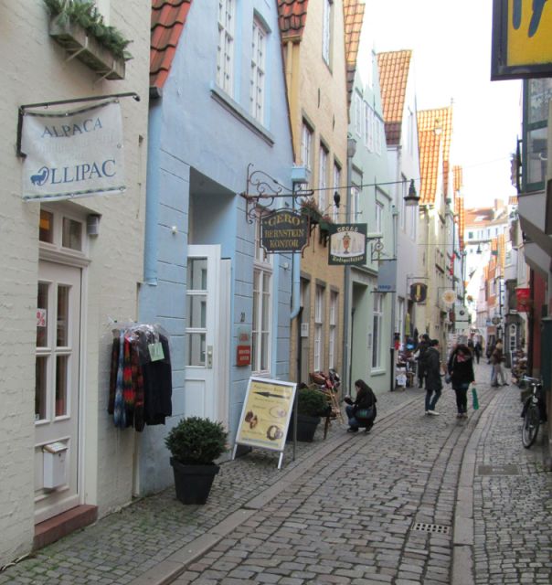 Bremen: Walking Tour of Historic Schnoor District - Why Schnoor is worth an hour of your time
