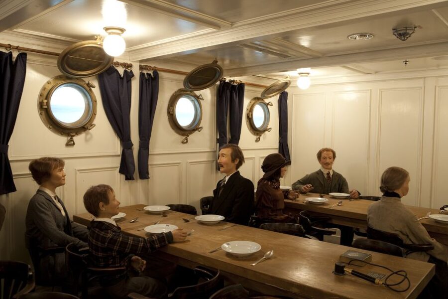 Bremerhaven: German Emigration Center Entrance Ticket - The family research room is the most personal reward