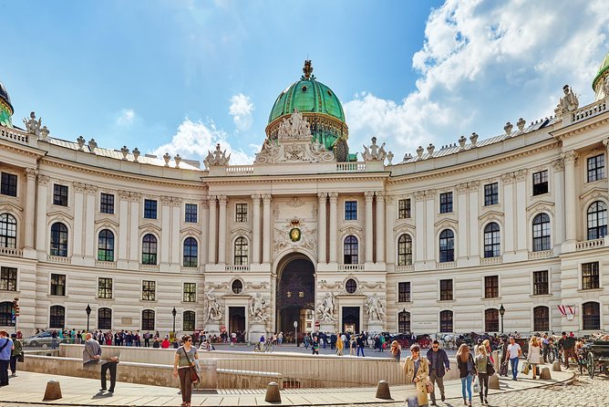 Central and Eastern Europe Highlights 7-Day Tour from Frankfurt - What this seven-day route really offers