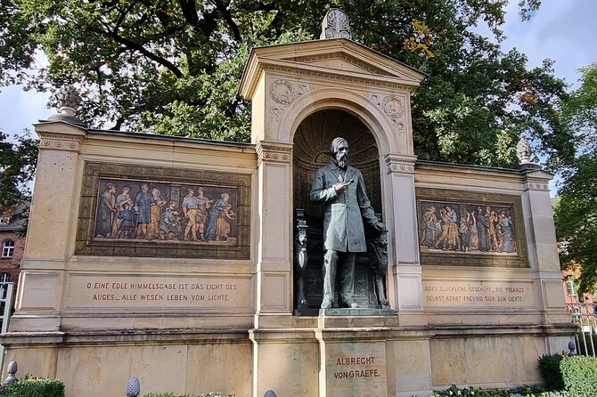 Charité Hospital Walking Tour: Exploring Berlin’s Medical History - Rudolf Virchow and the social side of medicine