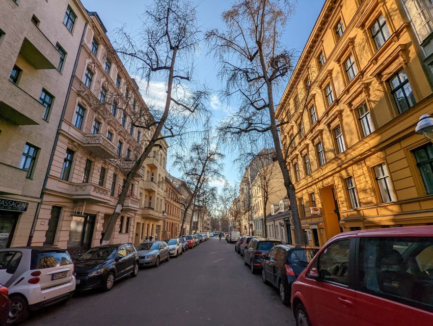 Charlottenburg: 2-Hour City Walking Tour - Why Charlottenburg makes a smart Berlin walking tour