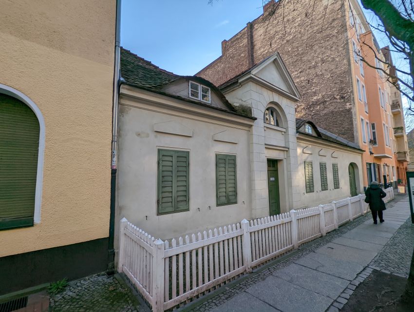 Charlottenburg: 2-Hour City Walking Tour - Villa Oppenheim and Schlossstraße’s grand finish