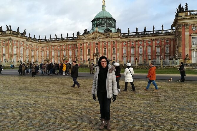 City and Palaces Tour Potsdam - Stadt- und Schloesserrundfahrt Potsdam - The New Palace and Frederick’s grand gesture