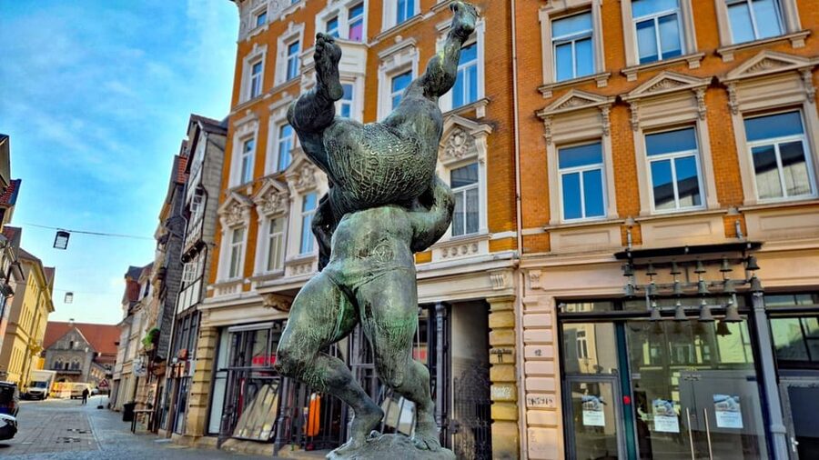 City tour Braunschweig: diverse and full of surprises. - Kohlmarkt and the merchant city