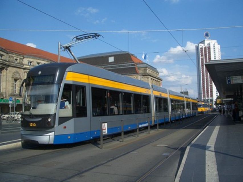 City tour on foot, by S-Bahn and tram - Taking the Bimmel toward Bayrischer Bahnhof