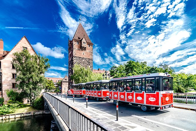 City tour through Nuremberg with the Bimmelbahn - Comfort in cold weather, rain, and bright sun