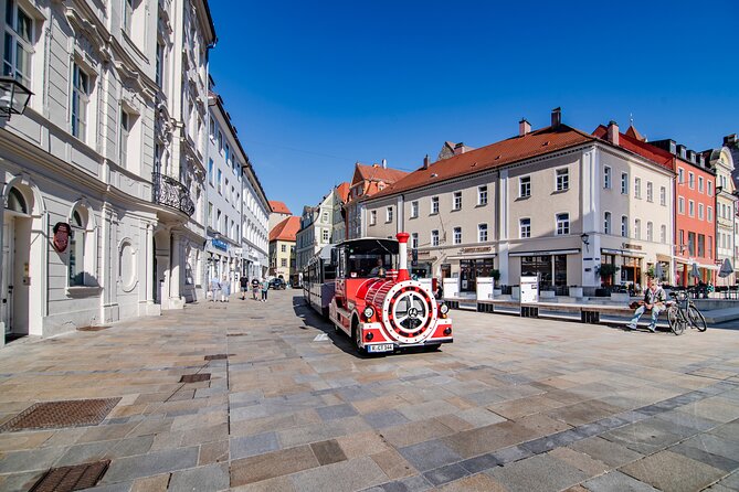 City tour through Regensburg with the little train - Who should take this city train?