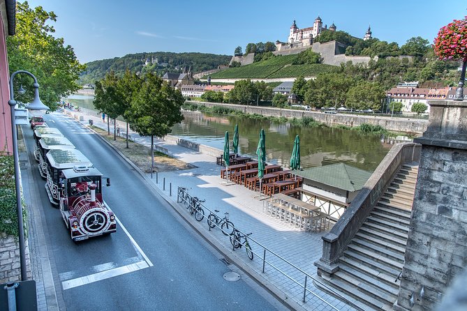 City tour through Würzburg with the Bimmelbahn - Comfort inside the little train
