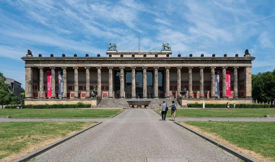 CitySightseeing Berlin HOHO Bus- All Lines (A+B) & Boat Tour - Is the tour easy to use?