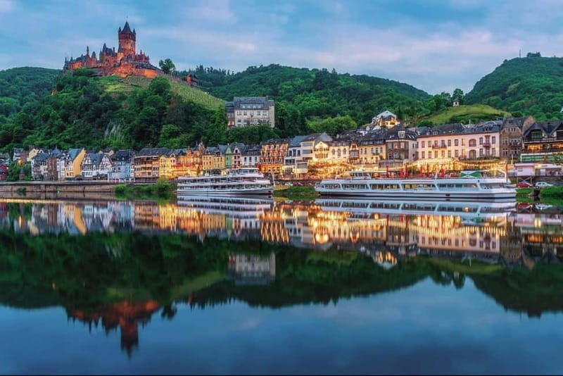 Cochem: Panorama-Schiff-Tour 1 Stunde bis Ernst und zurück - Boarding the Treis-Karden