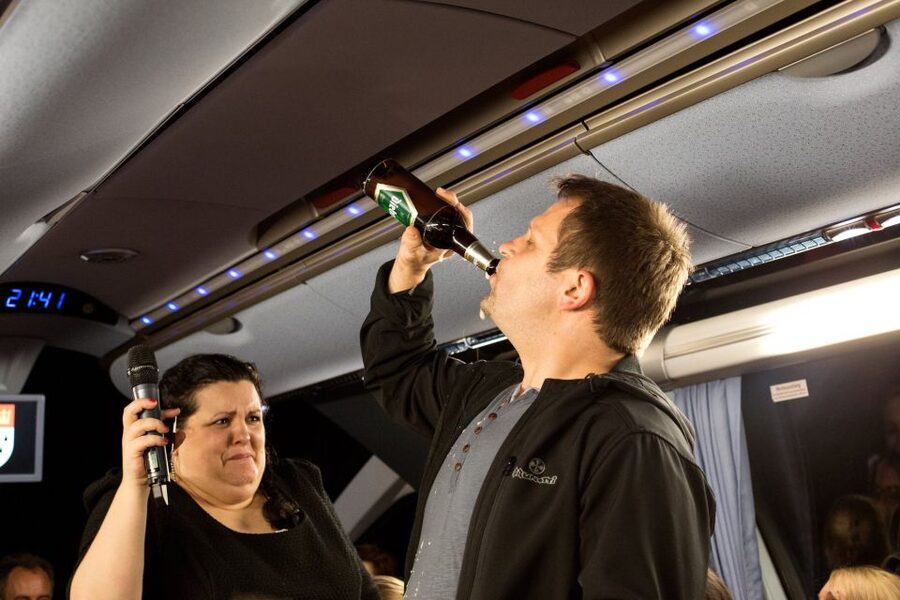 Cologne: 1.5-Hour Comedy Bus Tour - The German stand-up format
