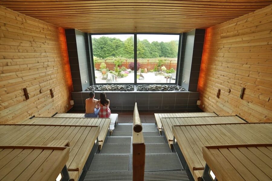 Cologne: 1-day ticket for the Aqualand adventure pool including sauna world - Warm water under the glass dome