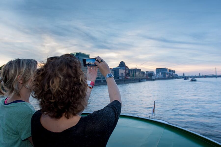 Cologne: 2-Hour Evening Cruise on the Rhine River - What you will and will not learn about Cologne