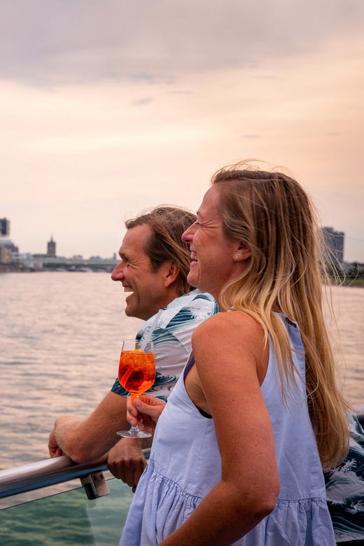 Cologne: 2-Hour Evening Cruise on the Rhine River - Finding the right landing stage under Hohenzollern Bridge