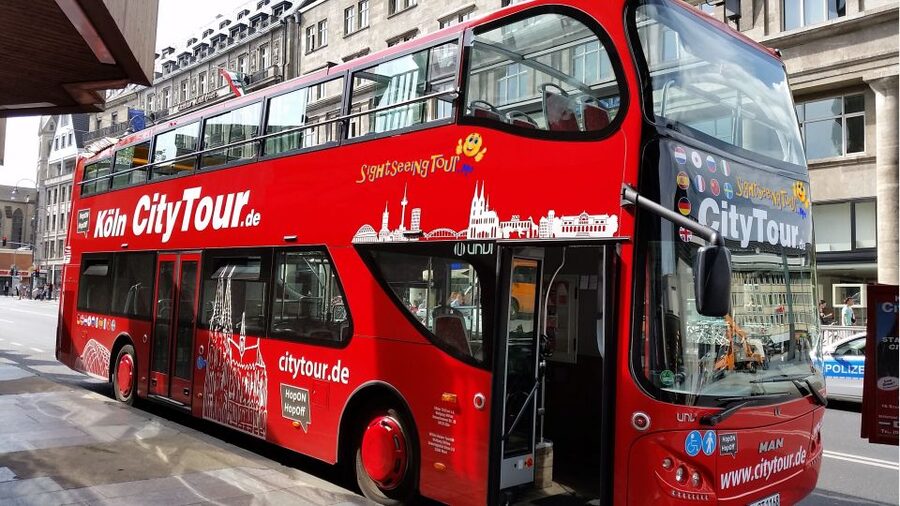 Cologne: 24h Hop-On Hop-Off Sightseeing Bus Ticket - Old Town, Gürzenich, and Rothgerberbach