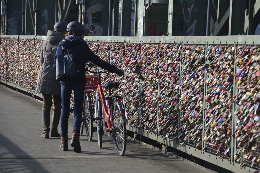 Cologne: 3-Hour Guided Bike Tour - The cathedral view from Hohenzollern Bridge