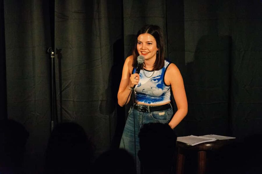 Cologne: Best Stand-up-Comedy with laugh guarantee - Arriving at Secret Bar H26 on Zülpicher Straße