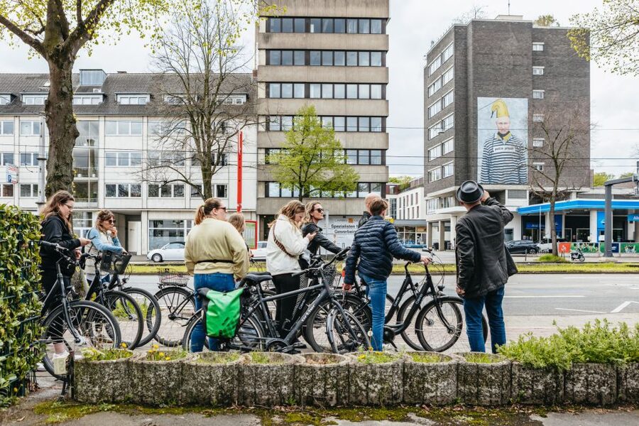 Cologne: Ehrenfeld Street Art Bike Tour - Practical choices before you book