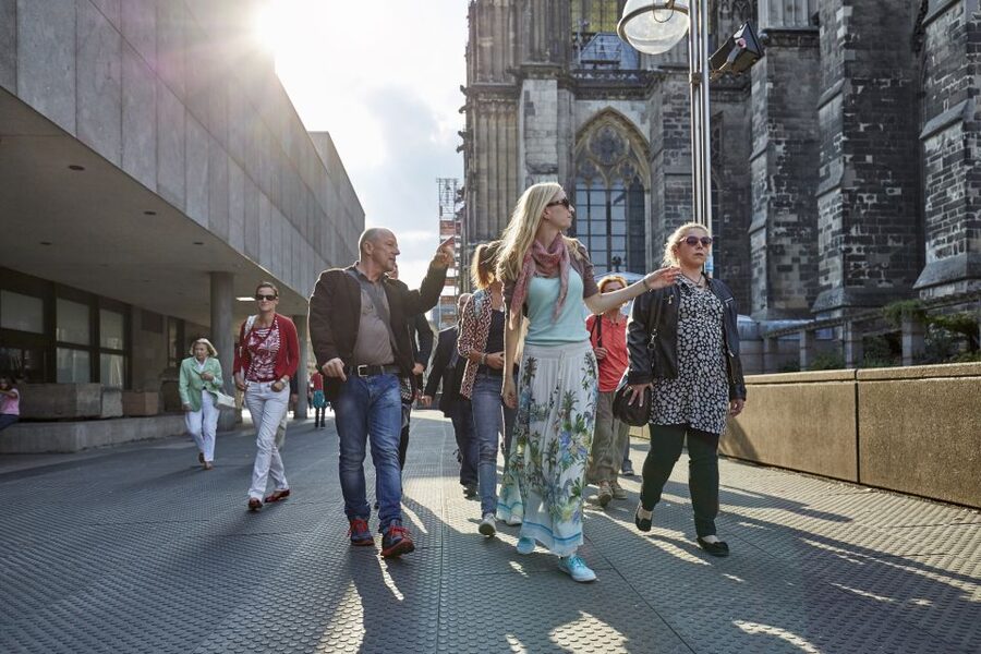 Cologne: Guided Highlights Tour with a Local - Starting at Kreuzblume beside the cathedral