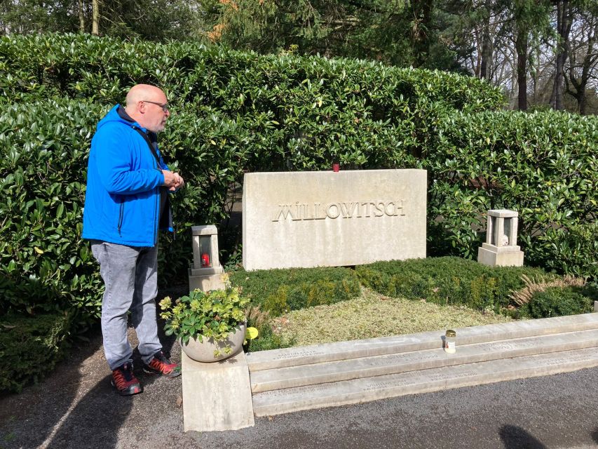 Cologne: Guided Tour of Melatenfriedhof - Why Melatenfriedhof Tells Cologne’s Story
