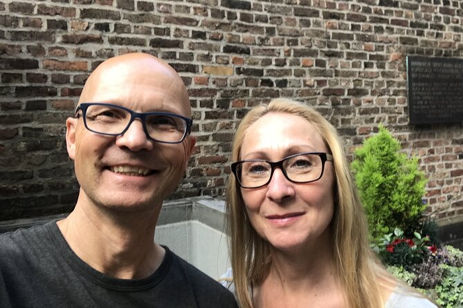 Cologne Haunted Quest: The Witch Self-Guided Tour - Cologne Cathedral and the Domplatte clues