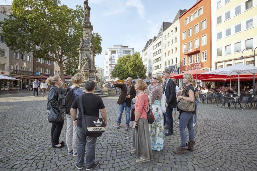 Cologne: Histories & Typical Cologne - Kallendresser and the city’s playful side