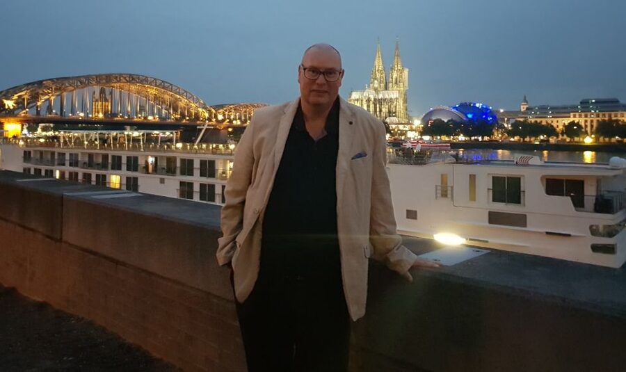 Cologne: Old City Guided Walking Tour - Four details that make this Cologne walk useful