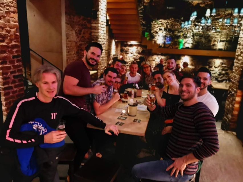 Cologne: Old Town Beer History Tour - The guides make or break the evening
