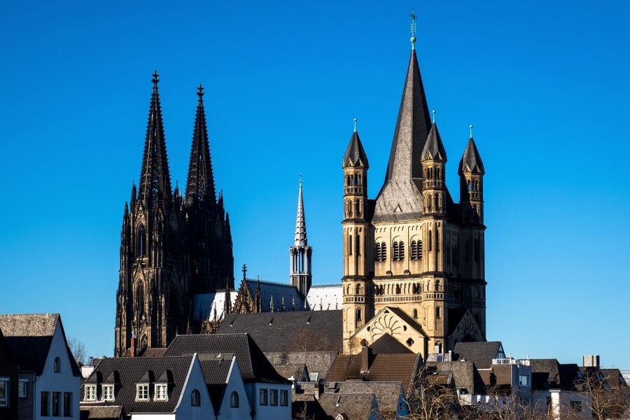 Cologne: Old Town Highlights Walking Tour - Sascha’s style and the guide factor