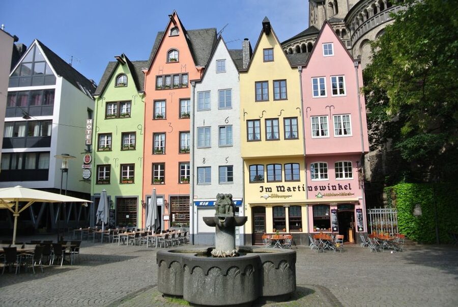 Cologne: Old Town Historical Walking Tour with GEO Epoche - St. Kolumba and the limits of an outdoor tour