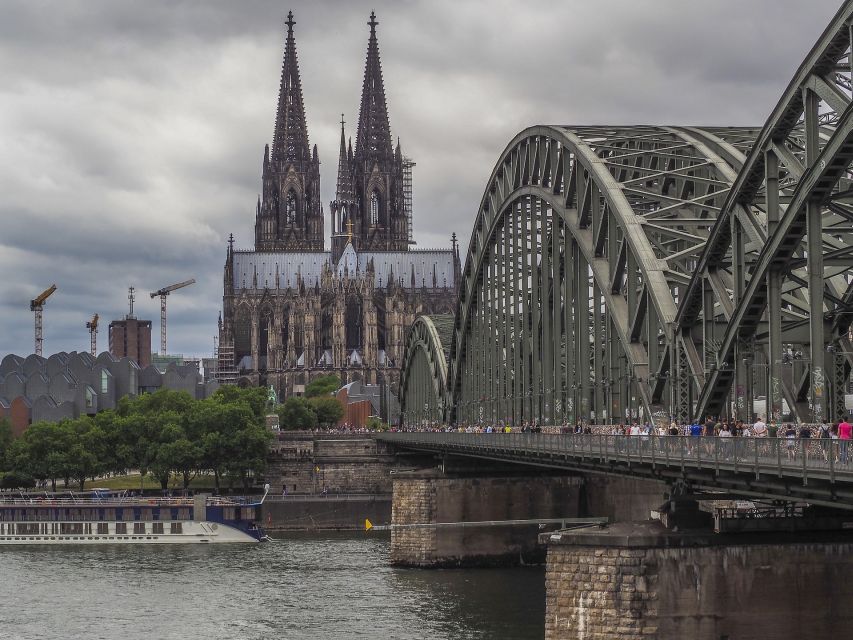Cologne Old Town: Outdoor Escape Game - Who will enjoy this Cologne game most?