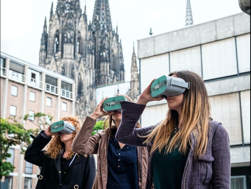 Cologne: Old Town Virtual Reality Walking Tour - Key details before you book