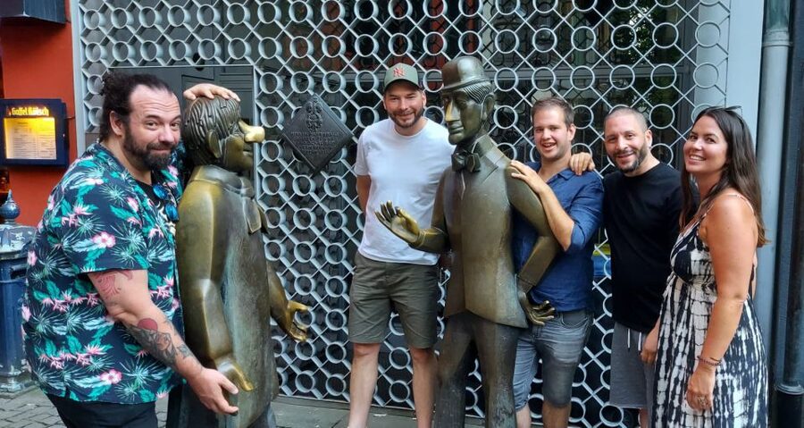 Cologne: Old Town Walking Tour inkl Brewery Visit - Brewery stops and the Kölsch tradition
