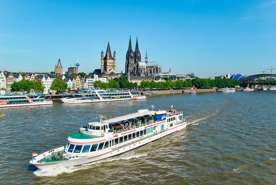 Cologne: Panoramic City Cruise - Choosing the best time for the light