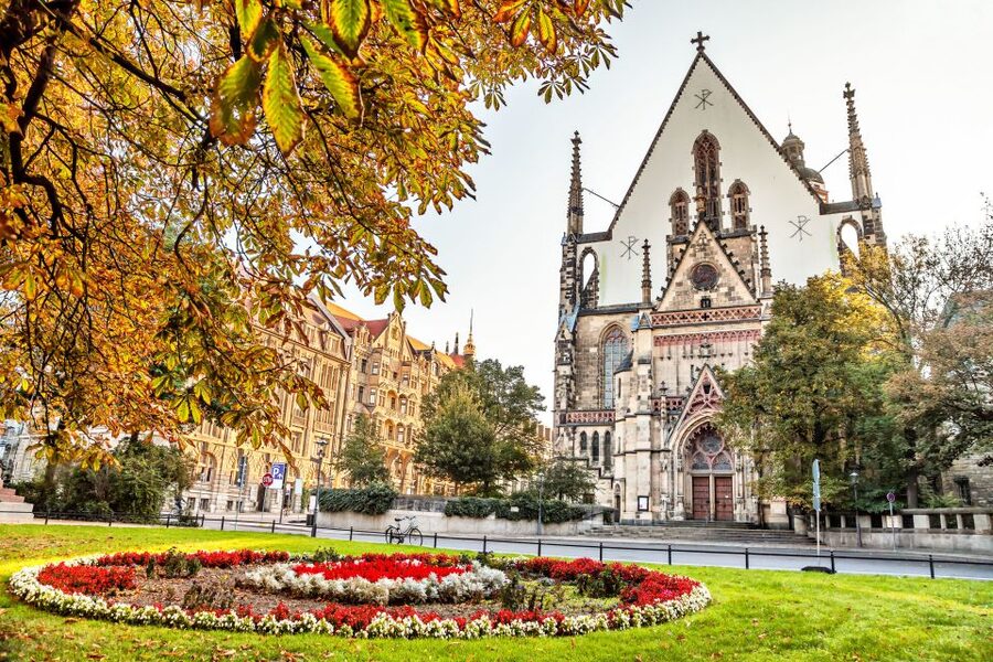 Combo Tour in Leipzig: Guided City Tour & City Sightseeing - Panometer and the Battle of Nations Monument