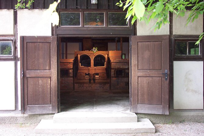 Dachau Concentration Camp Memorial Tour with Train from Munich - Weather, walking, and what to bring
