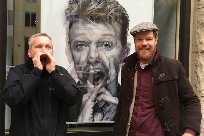 David Bowie in Berlin Private Walking Tour - Starting at Schiffbauerdamm and finding your guide