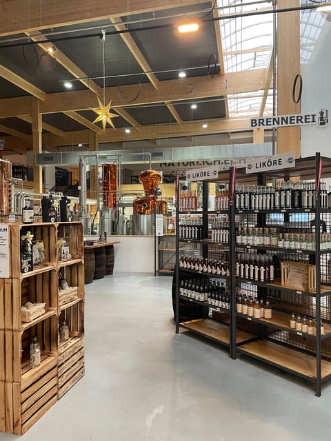 Distillery tour with guide! - What makes this distillery visit worth your time
