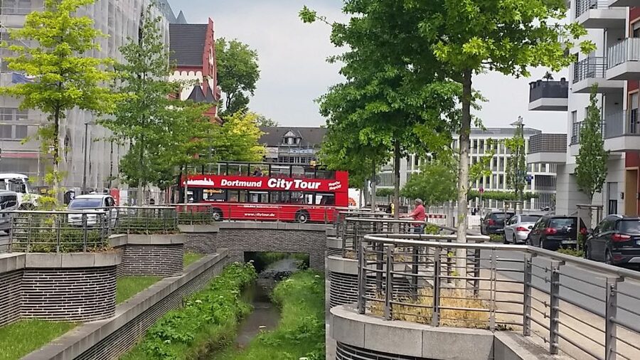 Dortmund: 24-Hour Hop-On Hop-Off Sightseeing Bus Ticket - Kreuzviertel, Harbour, and DASA