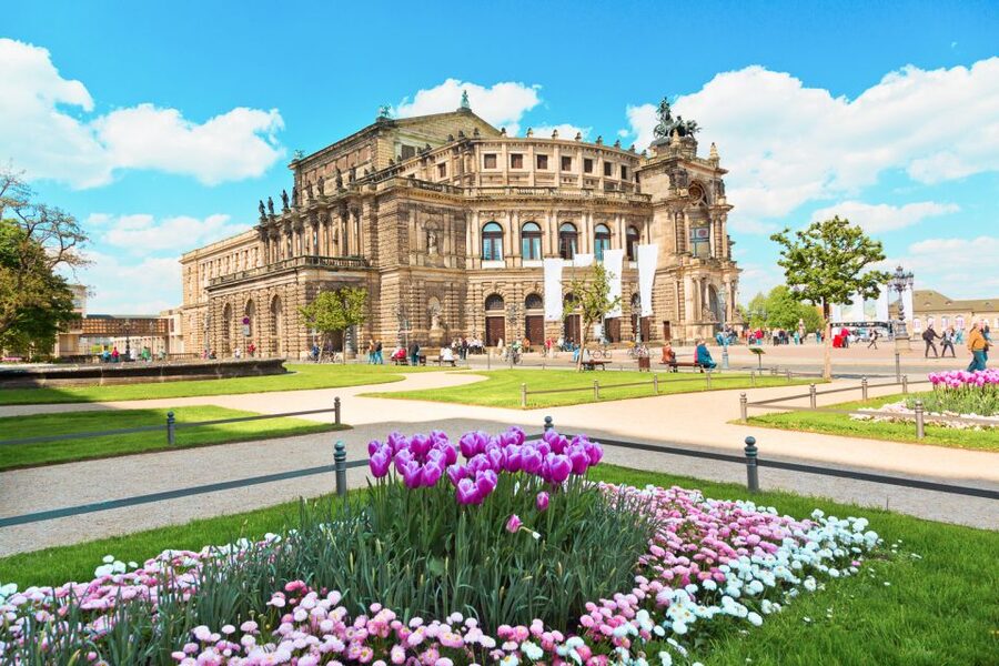 Dresden Castle Skip-the-Line Entry & 2-Day Hop-On Hop-Off - A sensible two-day plan