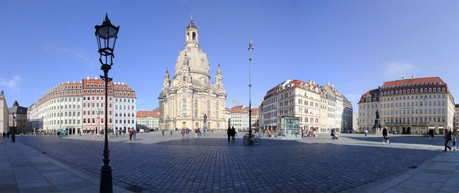 Dresden: Church of Our Lady Guided Tour of Gallery - Practical advice for a smoother visit