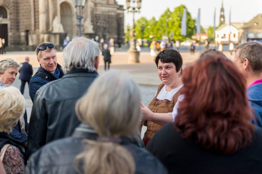 Dresden: Guided Beer Tour of the Historic Old City - From the Academy of Fine Arts to the Fürstenzug
