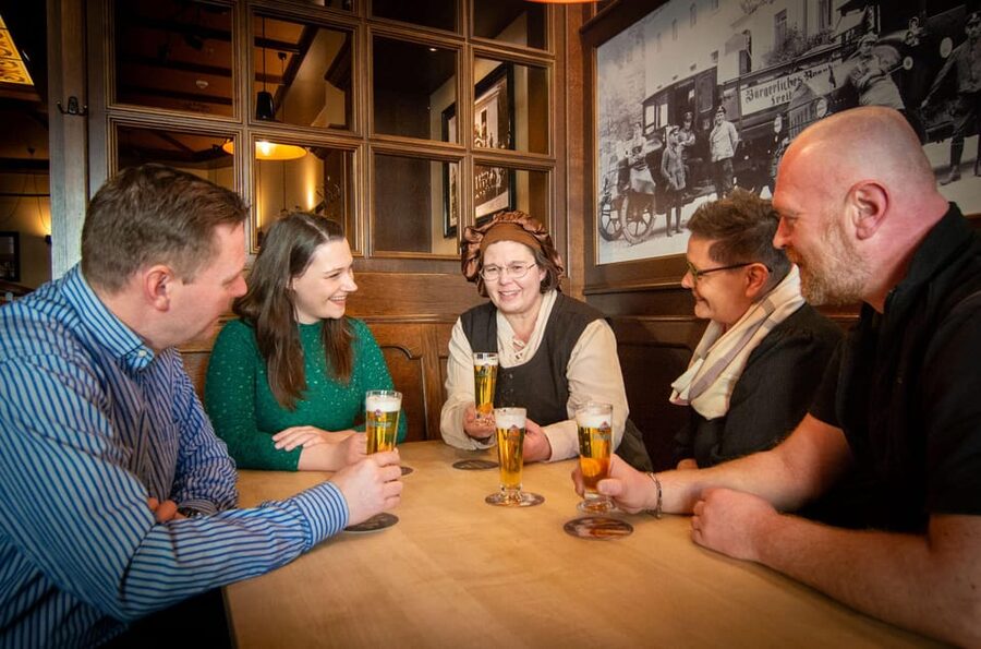 Dresden: Guided Tour with Beer Tasting - Chocolate beer at CAMONDAS