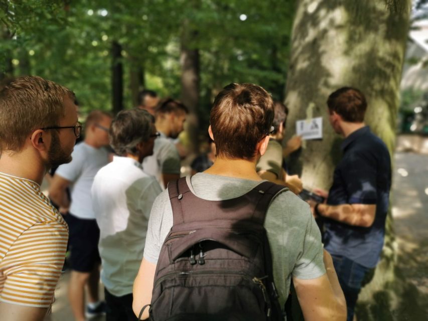 Dresden: Krimi Outdoor Escape Game “Mord am Elbufer” - Who should book this experience?