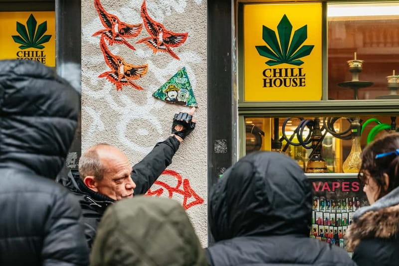 Dresden: Neustadt District Street Art Guided Walking Tour - A look at daily life and changing Neustadt