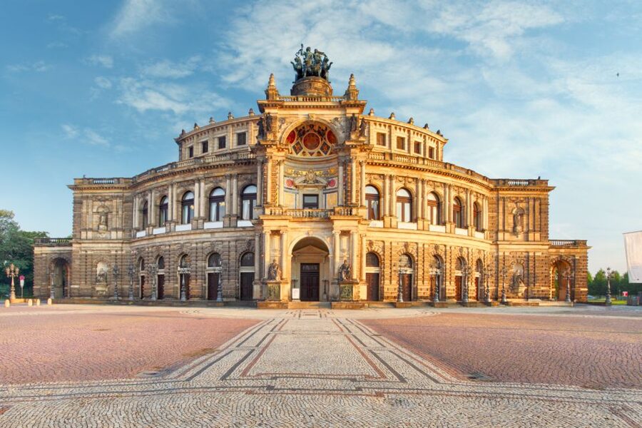 Dresden: Old Town Scavenger Hunt for Children - Why a scavenger hunt works in Dresden
