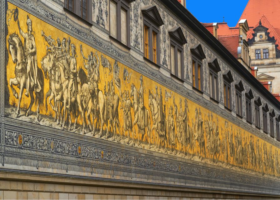Dresden: Old Town Self-Guided Scavenger Hunt Tour - Hofkirche and Brühl’s Terrace