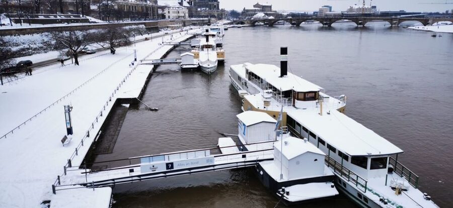 Dresden: Paddle Steamer Winter Cruise to Pillnitz - Why a river cruise fits Dresden so well