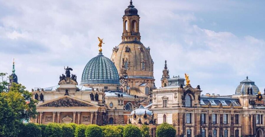 Dresden: Private custom tour with a local guide - Why a private Dresden walk can be worth it